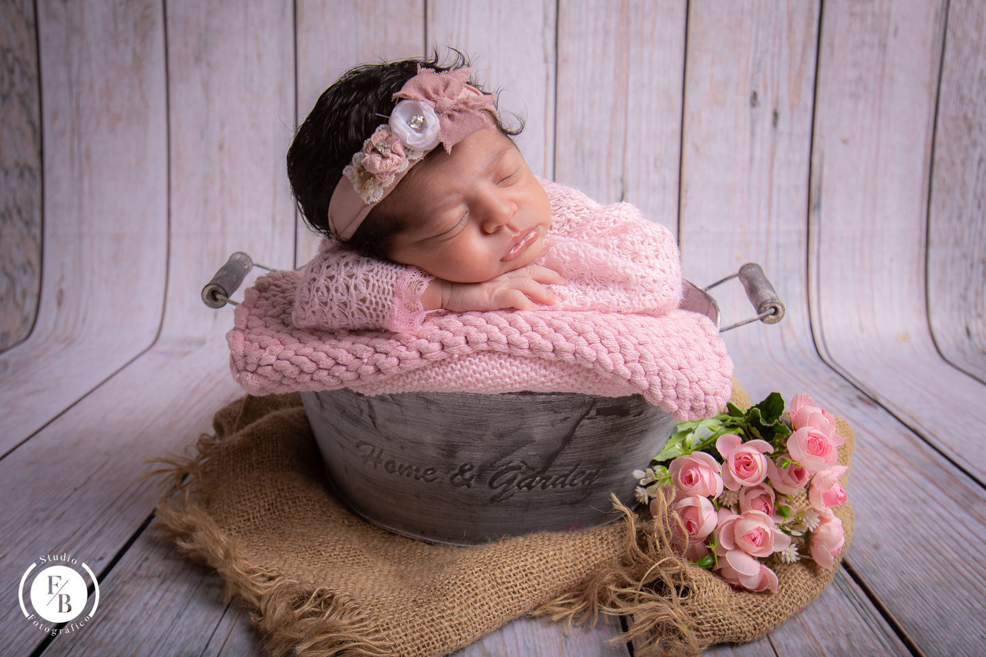 Ensaio Newborn - Sara Ensaio Newborn - Sara